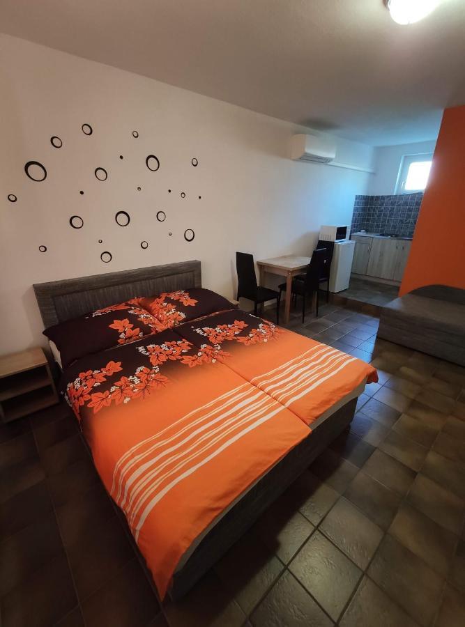 Vasti Apartman Siófok Eksteriør bilde