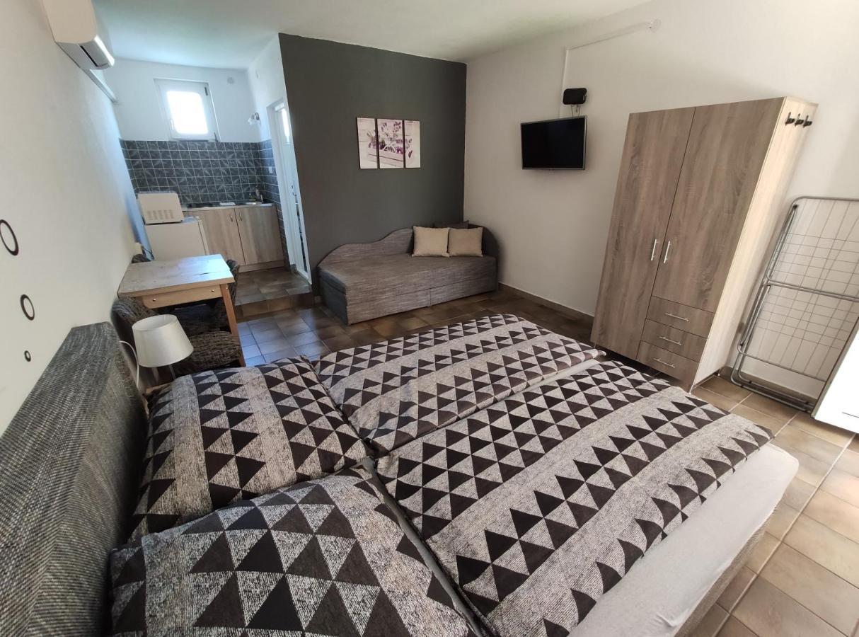 Vasti Apartman Siófok Eksteriør bilde